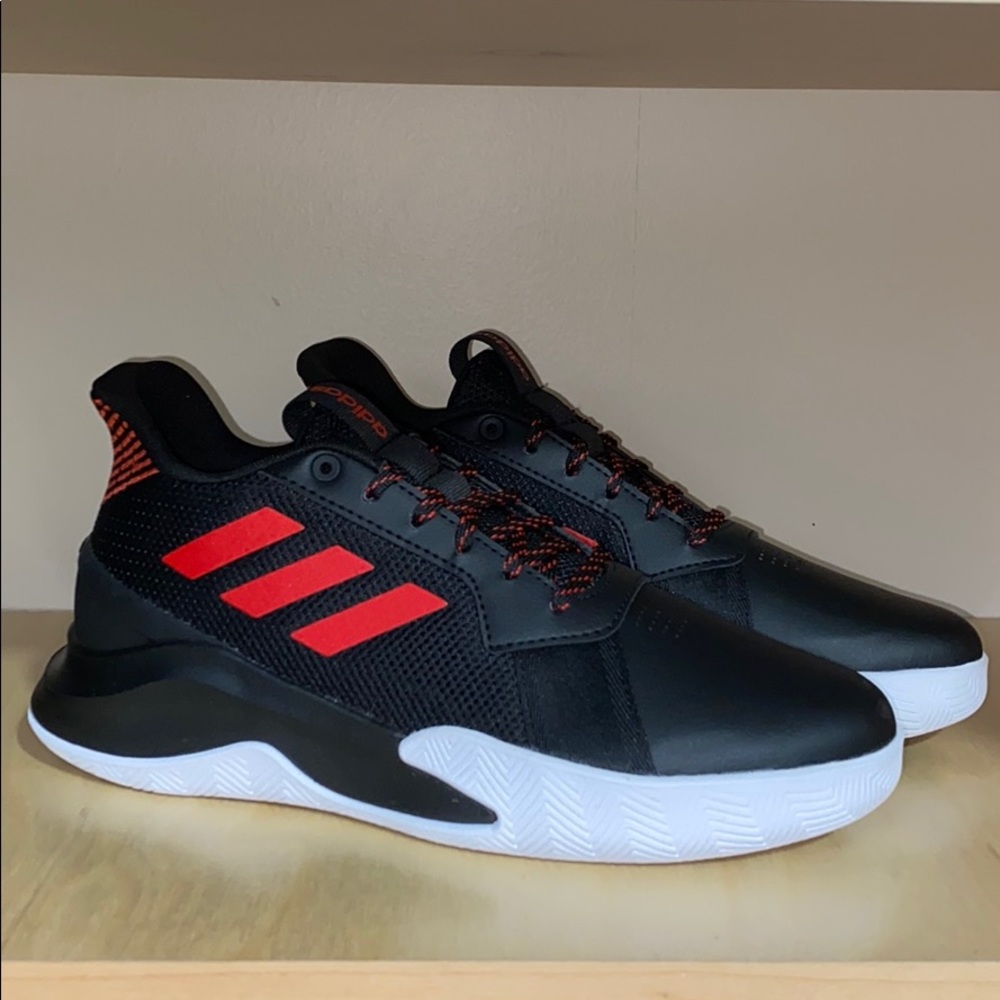Adidas Men’s RunTheGame basketball shoes